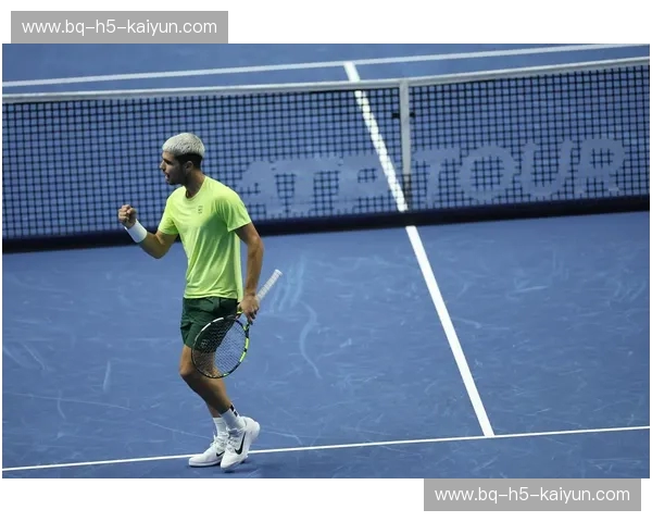 ATP回放：把握每一个网球瞬间，重温冠军之路